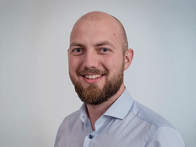 Immediate Edge Trading Expert